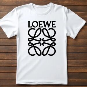 Gildan T shirt with a Luxury inspired design Gildan T Shirt